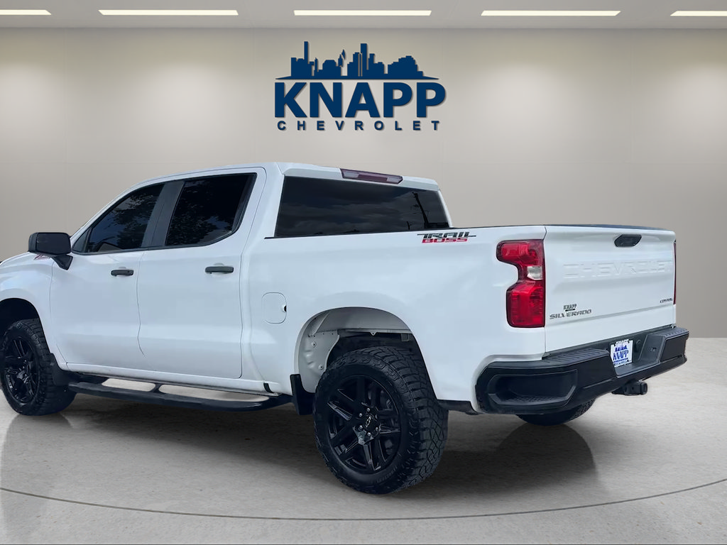 Used 2022 Chevrolet Silverado 1500 Custom Trail Boss AWD/4WD image 3