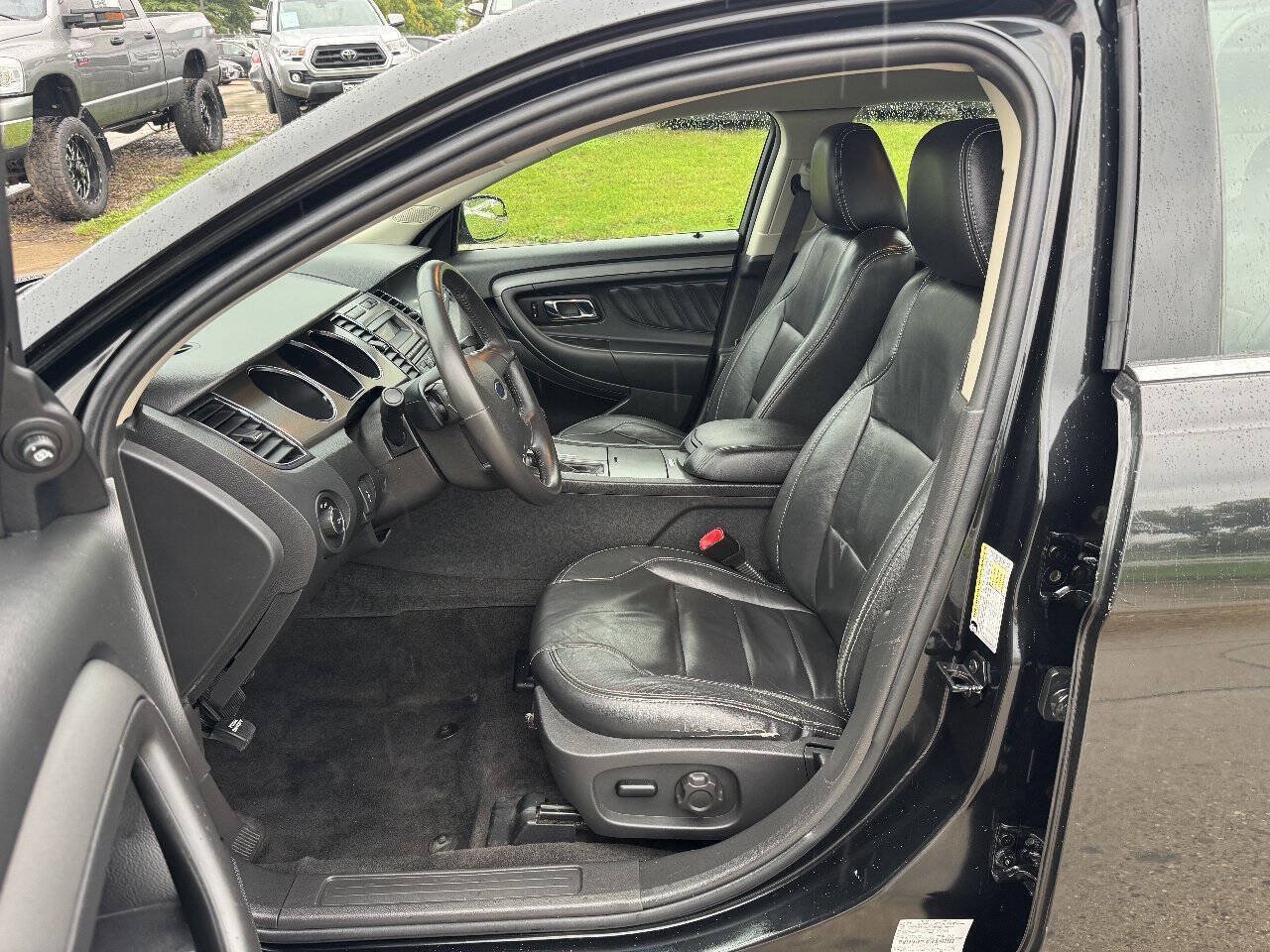 Used 2012 Ford Taurus SEL AWD/4WD image 11