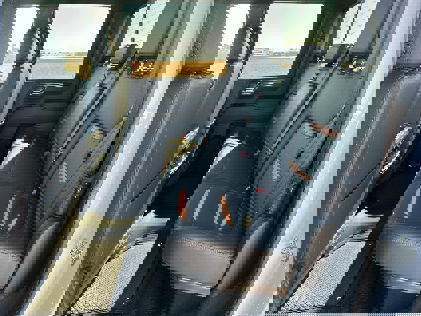 Used 2025 GMC Sierra 3500 AT4 w/ AT4 Preferred Package image 22