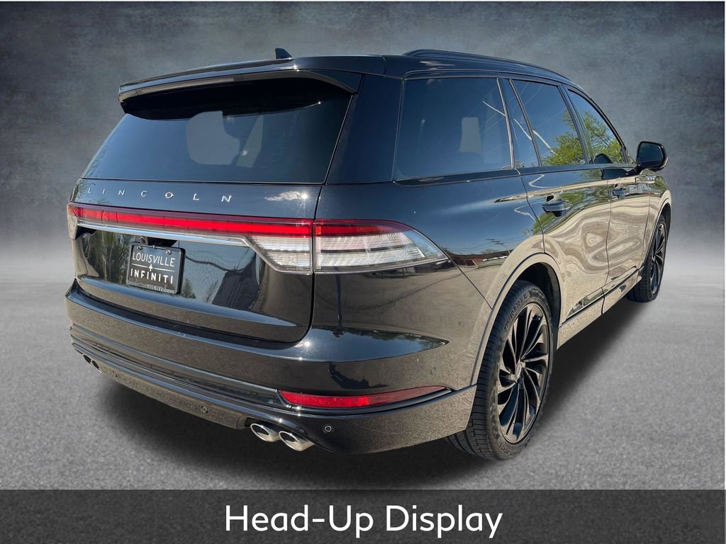 Used 2023 Lincoln Aviator Reserve w/ Equipment Group 201A image 8