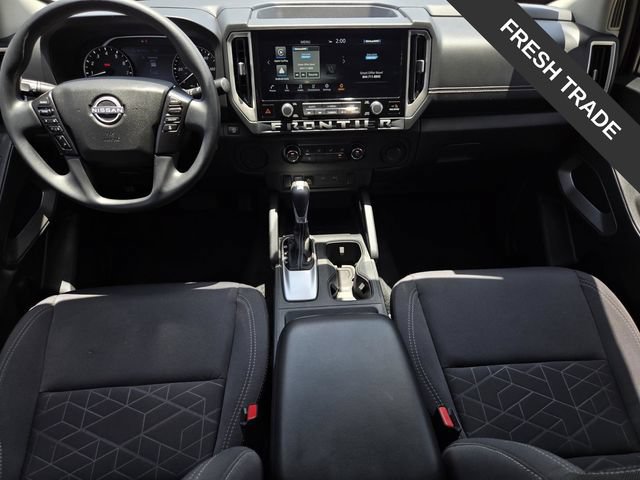 Used 2025 Nissan Frontier SV RWD image 13