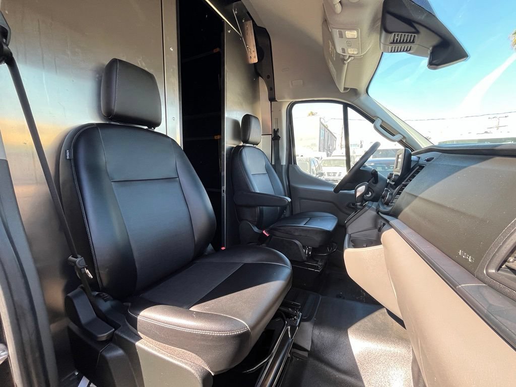 Used 2023 Ford Transit 250 148 High Roof Extended w/ Load Area Protection Package RWD image 12