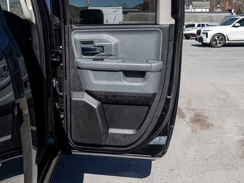 Used 2020 RAM 1500 Classic Warlock w/ Electronics Group image 15