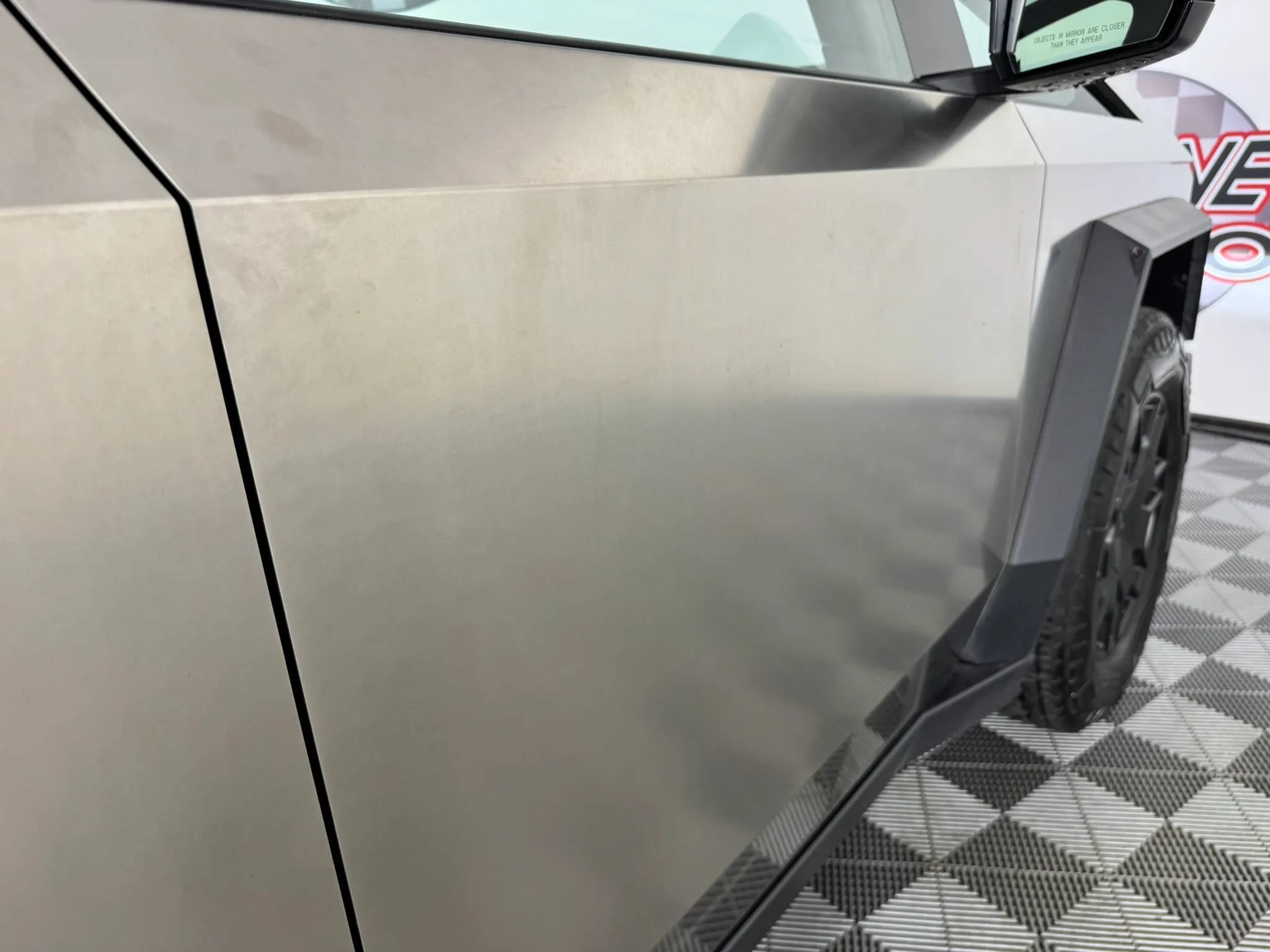 Used 2024 Tesla Cybertruck AWD Crew Cab image 28