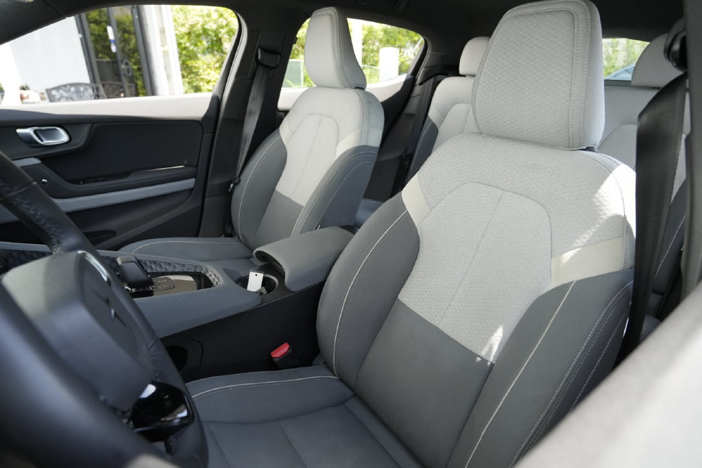 Used 2023 Polestar Polestar 2 AWD/4WD image 22