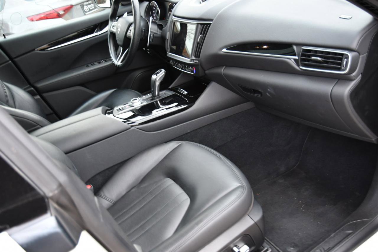 Used 2023 Maserati Levante Modena AWD/4WD image 24