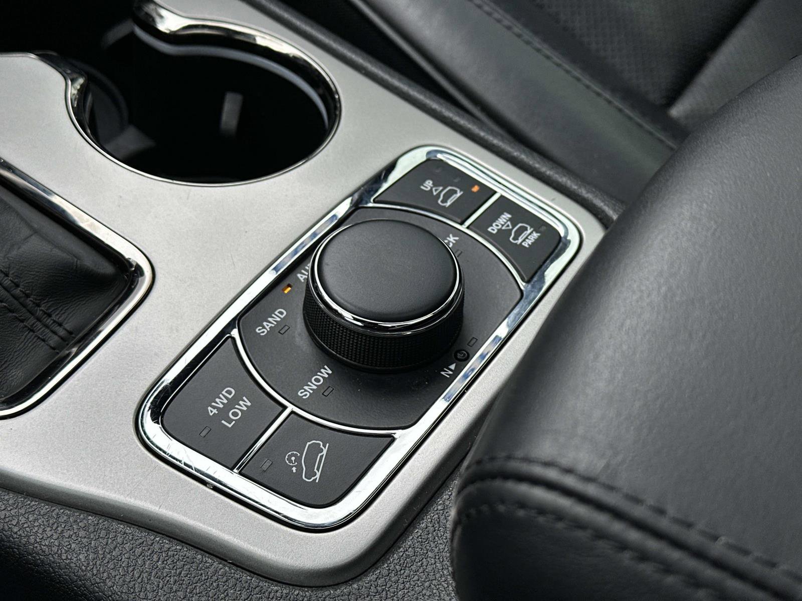 Used 2019 Jeep Grand Cherokee High Altitude image 34