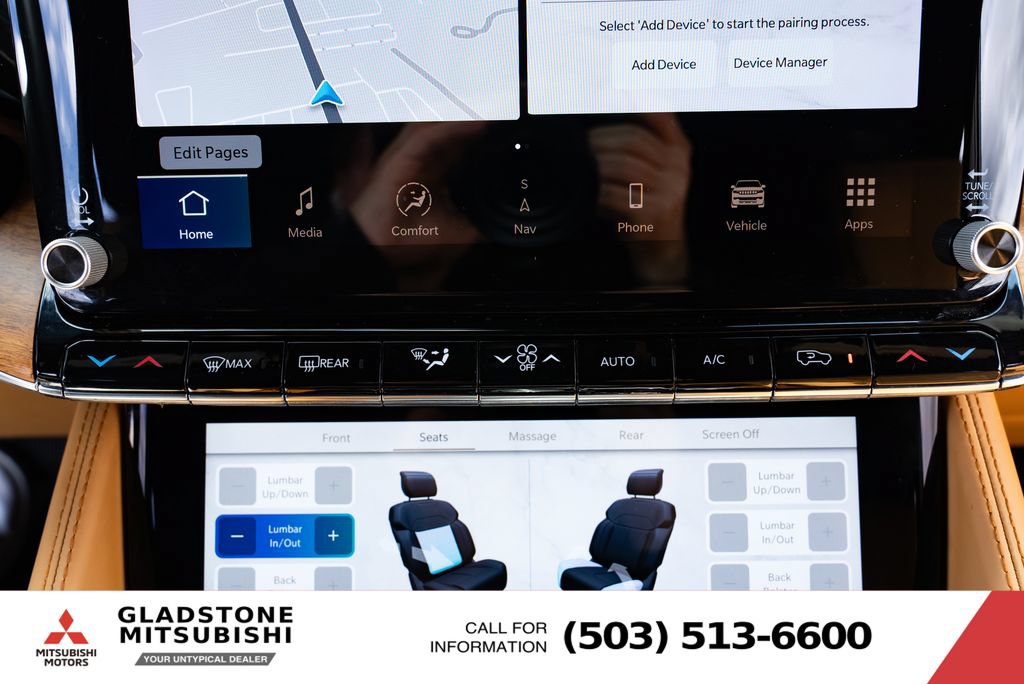Used 2022 Jeep Grand Wagoneer Series III w/ Rear Seat Video Group 1 AWD/4WD image 16