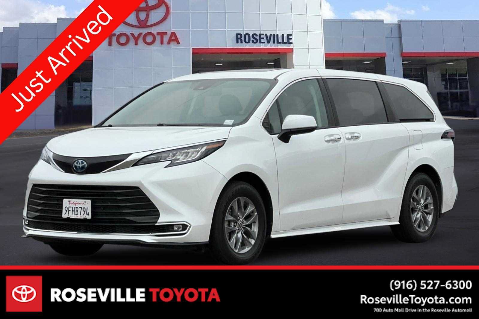 Used 2023 Toyota Sienna XLE