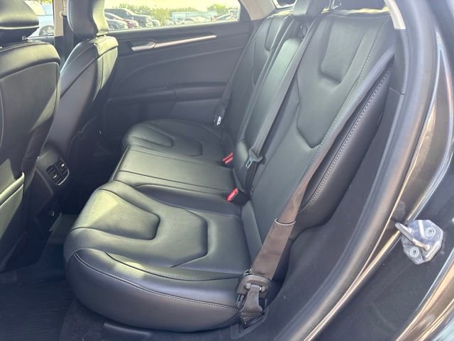 Used 2019 Ford Fusion Titanium FWD image 10