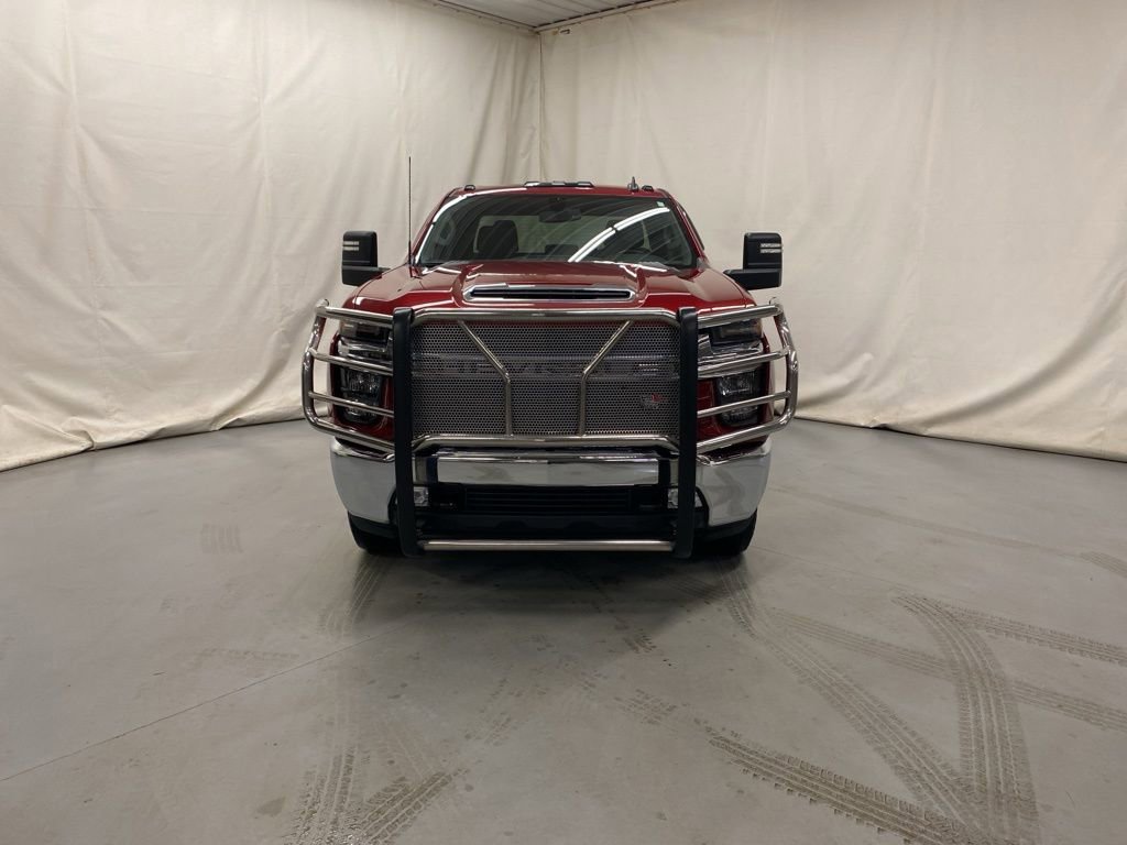 Used 2022 Chevrolet Silverado 2500 LT w/ Convenience Package image 3