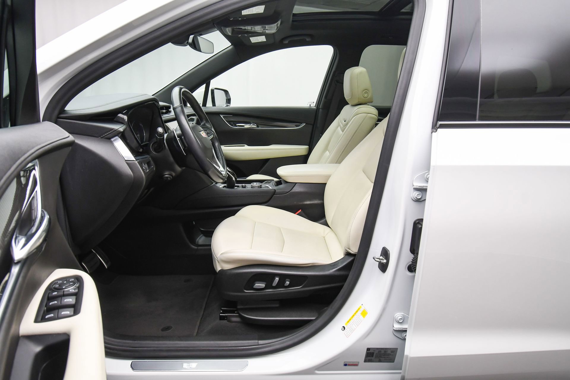 Used 2021 Cadillac XT6 Sport image 21