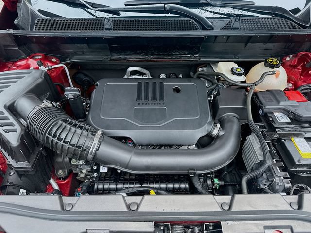Used 2023 GMC Acadia SLT w/ LPO, Floor Liner Package FWD image 34