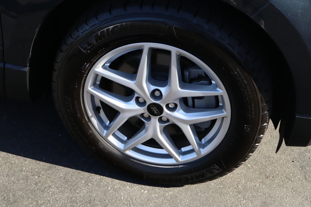 Used 2024 Ford Edge SEL AWD/4WD image 10