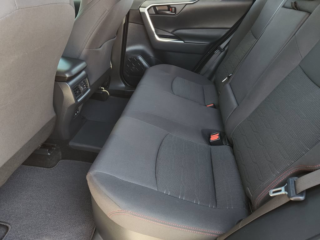 Used 2021 Toyota RAV4 SE AWD/4WD image 31