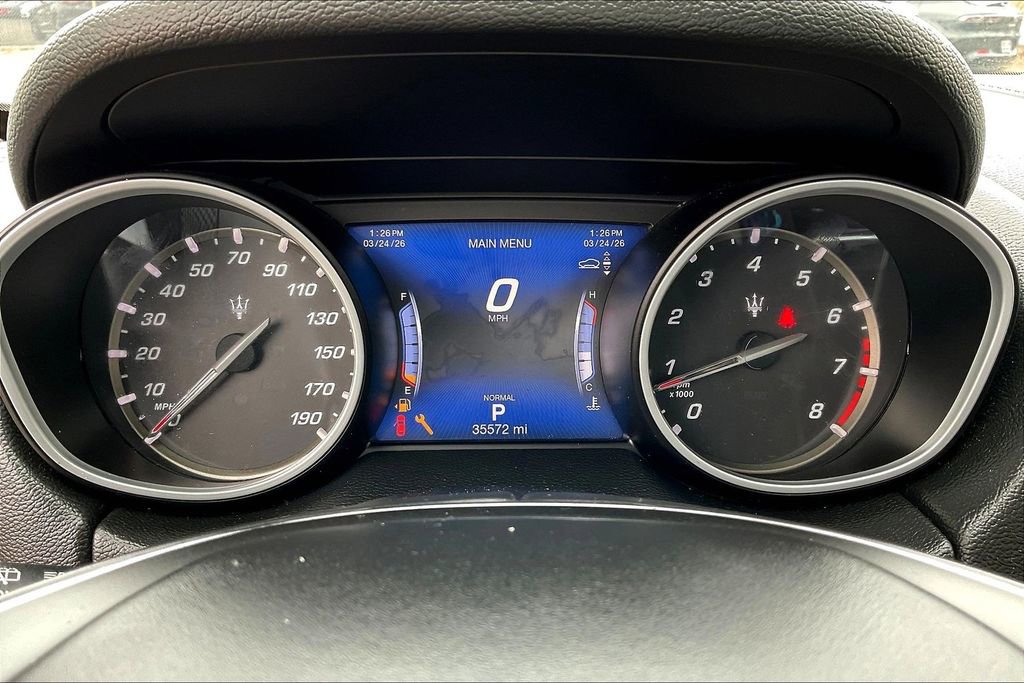 Used 2019 Maserati Levante image 13