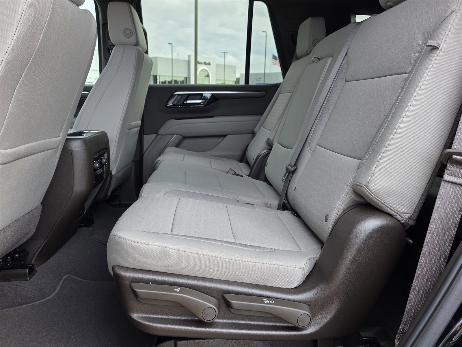 New 2026 Chevrolet Tahoe LS image 16