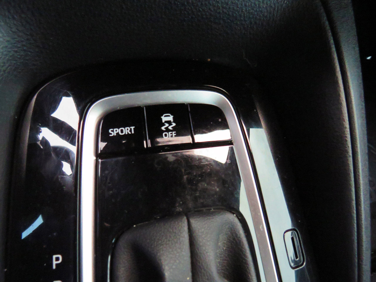 Used 2022 Toyota Corolla SE image 30