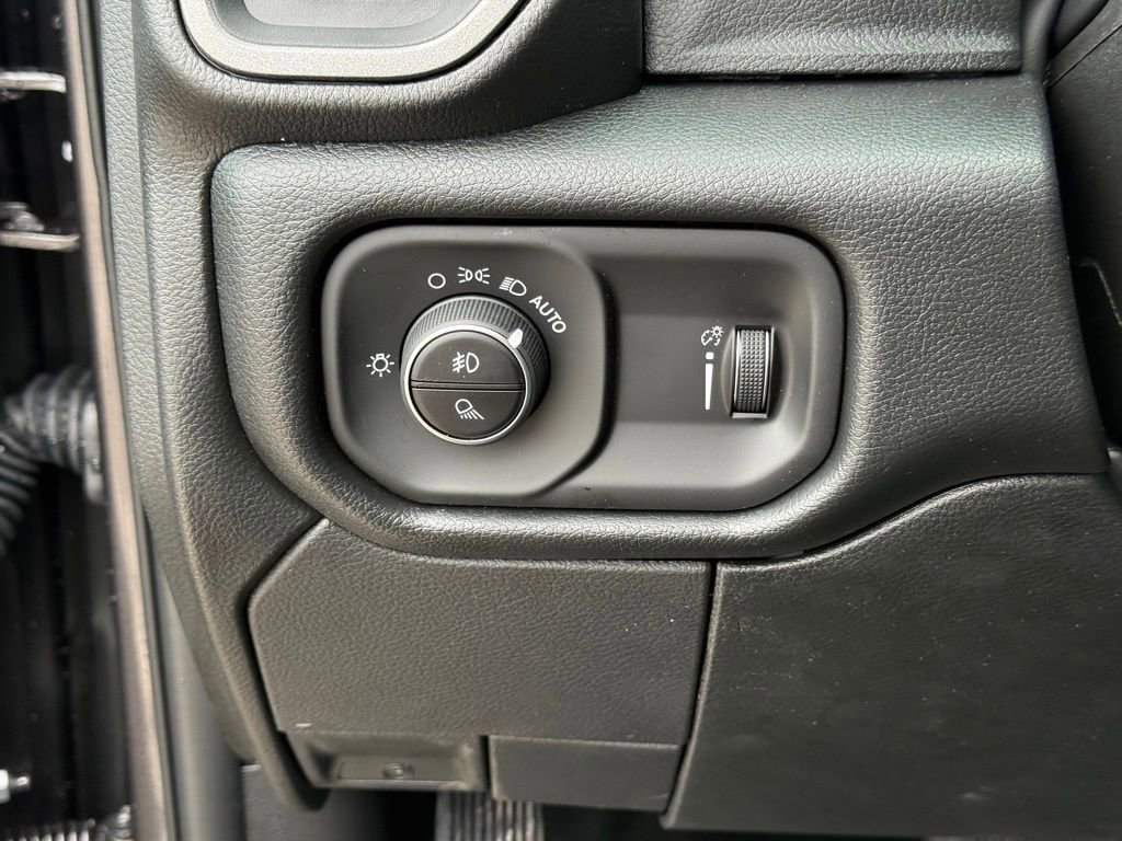 New 2026 RAM 3500 Tradesman AWD/4WD image 18