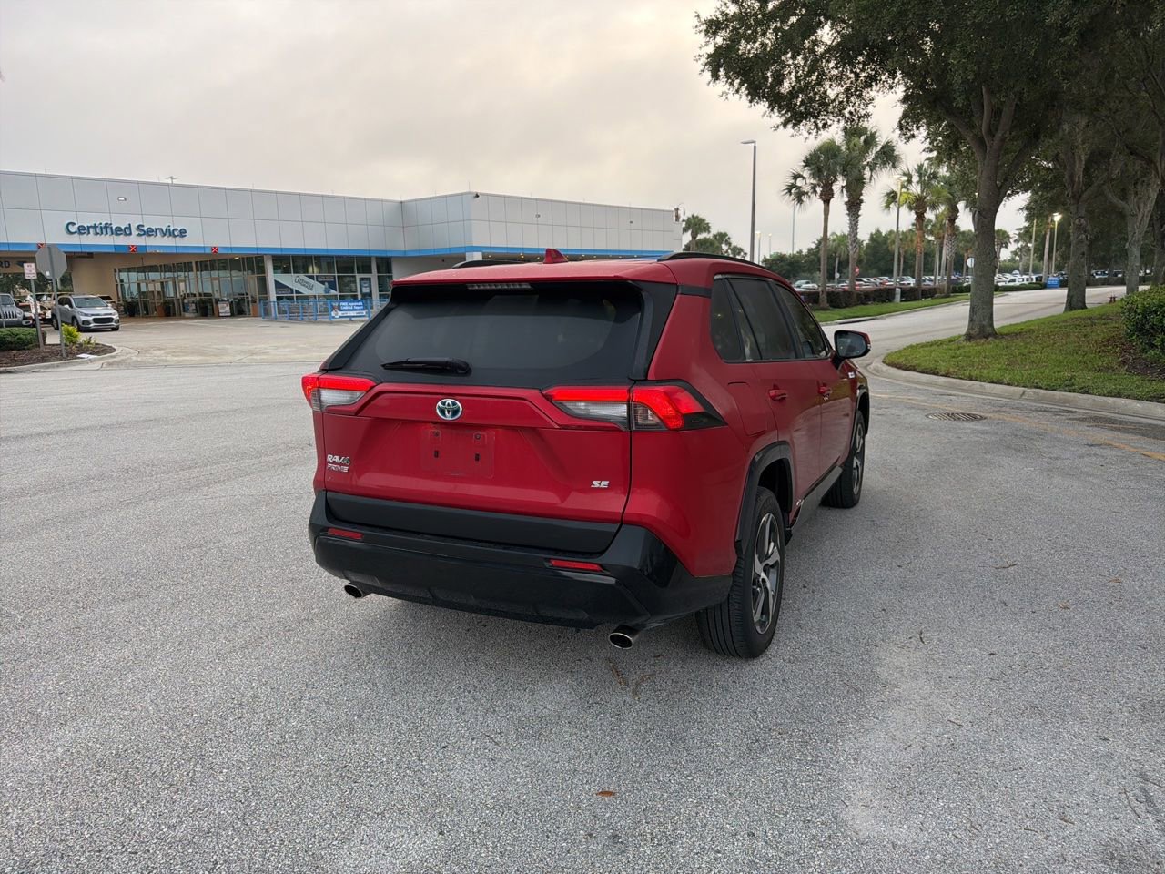 Used 2021 Toyota RAV4 SE AWD/4WD image 5