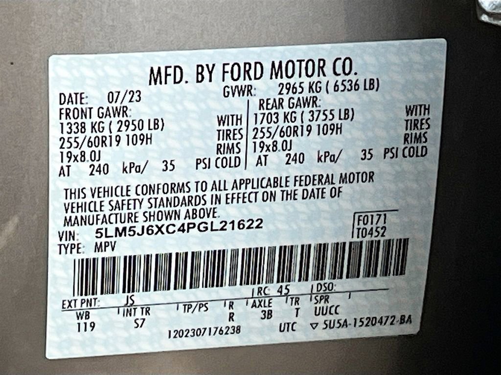 Used 2023 Lincoln Aviator AWD w/ Elements Package image 33