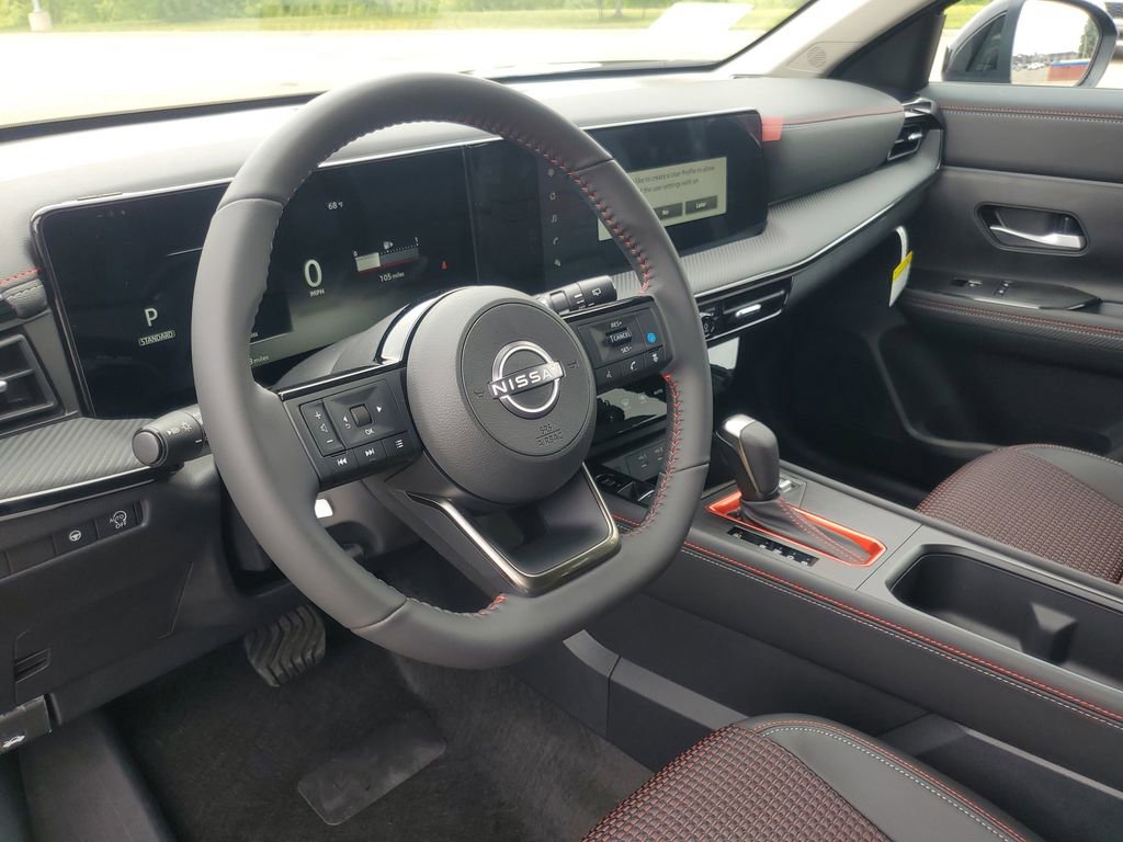 New 2025 Nissan Kicks SR image 15