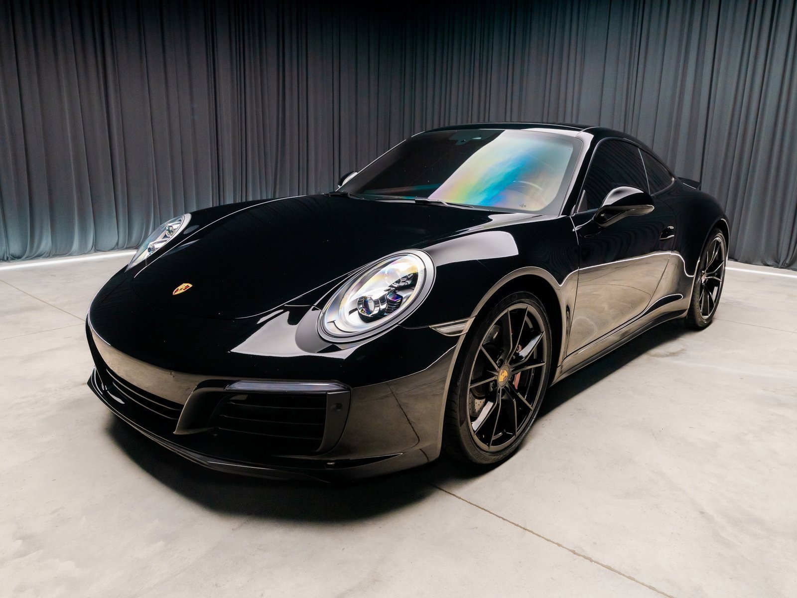 Used 2018 Porsche 911 Carrera 4S image 10