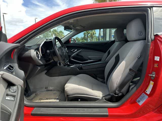 Used 2022 Chevrolet Camaro LT RWD image 10