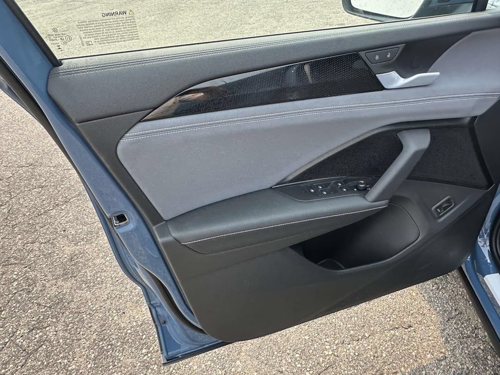 New 2026 Volkswagen Tiguan SE AWD/4WD image 10