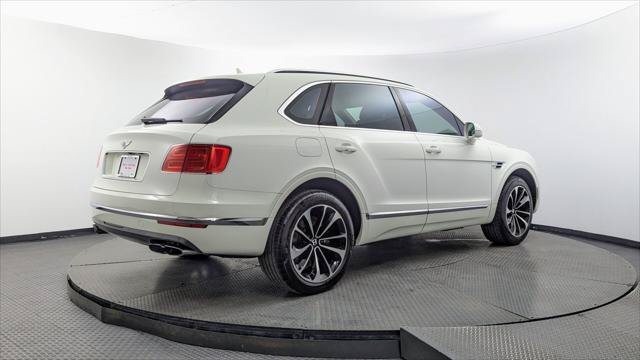 Used 2019 Bentley Bentayga AWD/4WD image 8