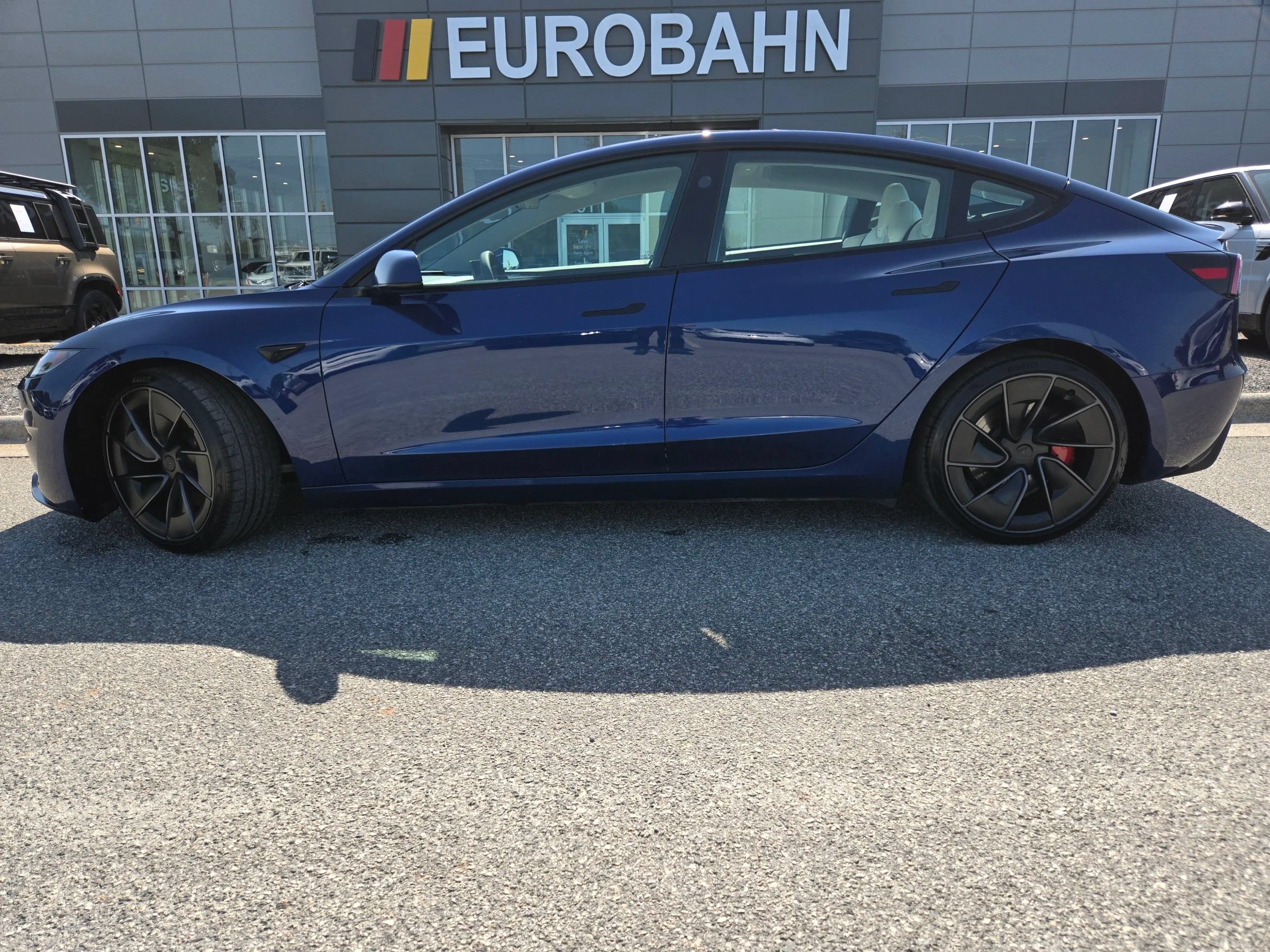 Used 2024 Tesla Model 3 Performance AWD/4WD image 2
