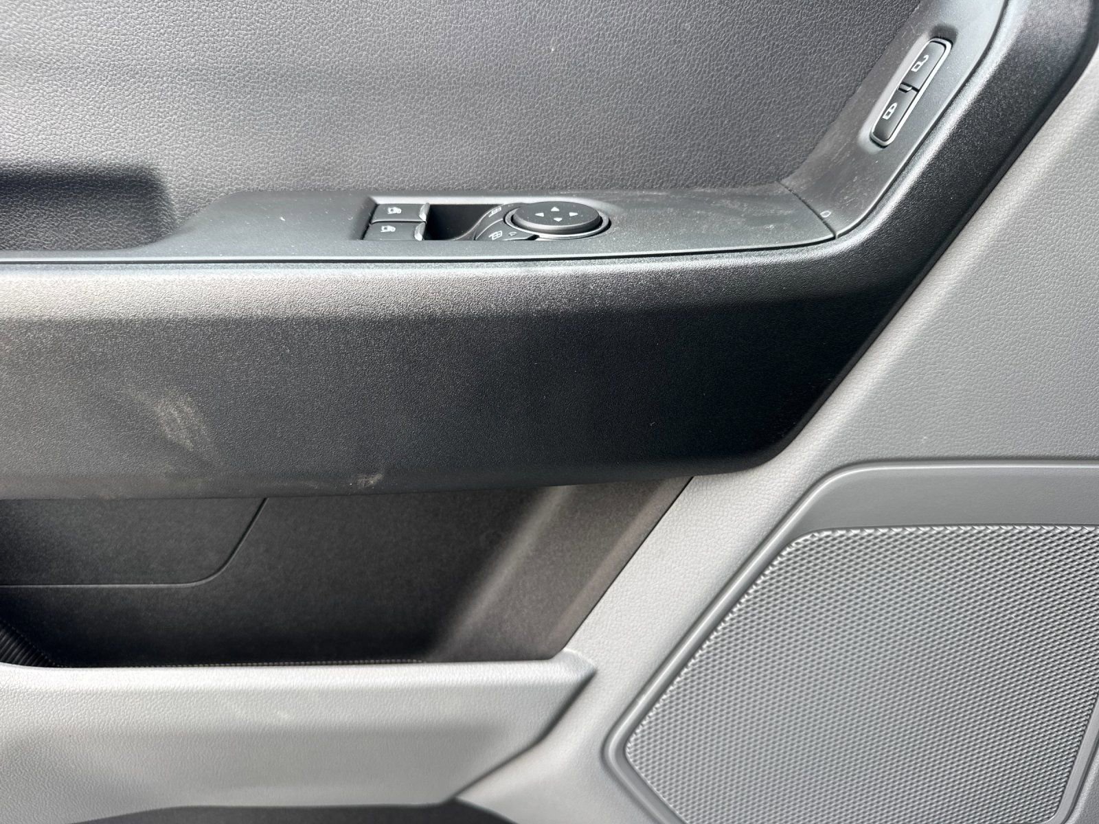 New 2026 Ford F350 XL w/ XL Chrome Package image 10