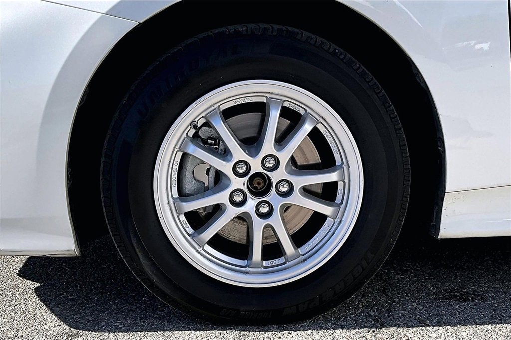 Certified 2020 Toyota Prius Prime LE image 34