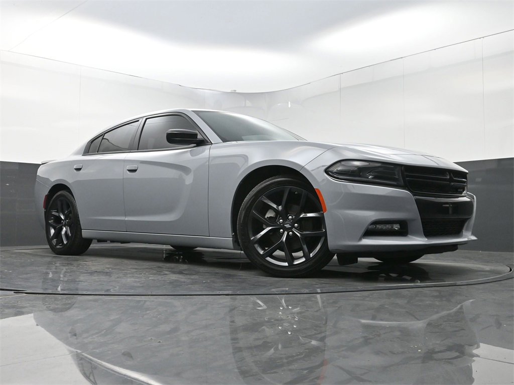 Used 2022 Dodge Charger SXT w/ Driver Convenience Group image 25