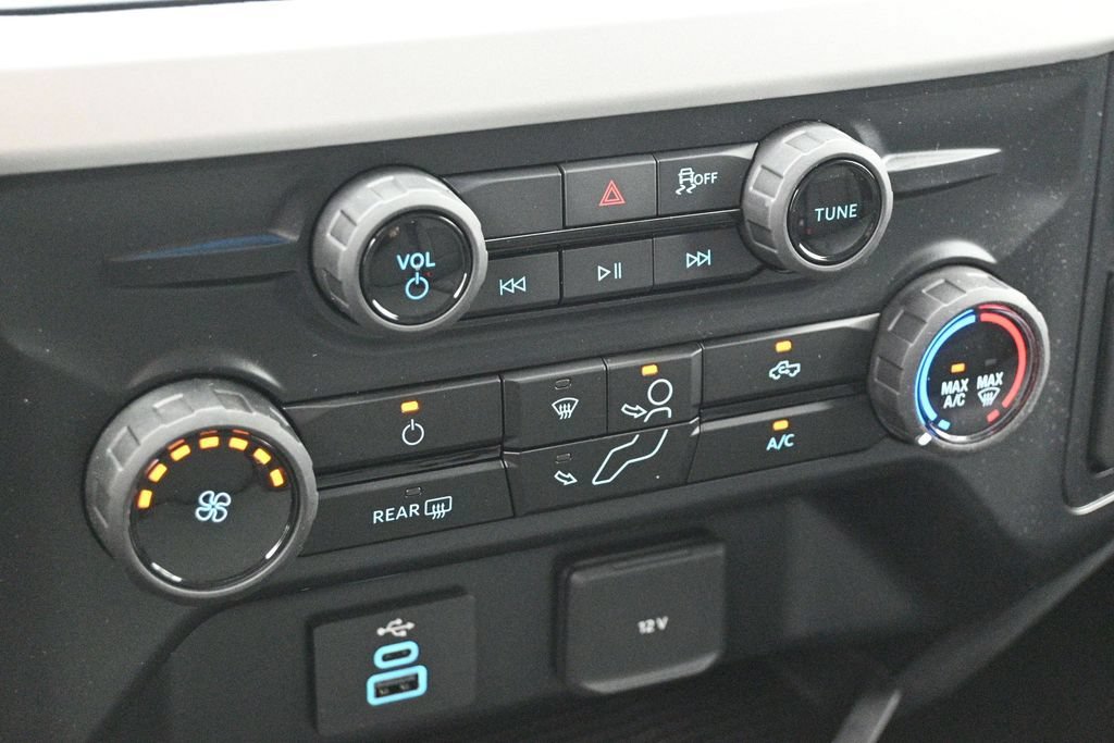 New 2026 Ford F250 XL w/ STX Appearance Package AWD/4WD image 16