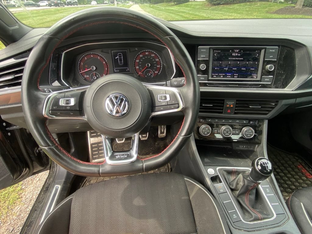 Used 2020 Volkswagen Jetta GLI FWD image 10