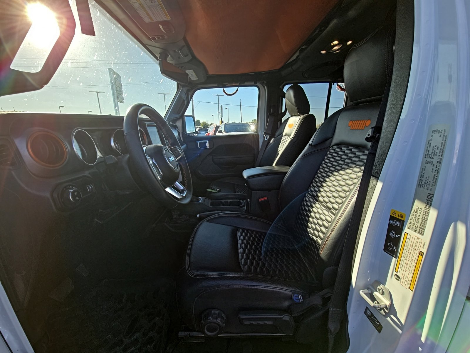 Used 2023 Jeep Gladiator Mojave w/ Trailer Tow Package AWD/4WD image 10