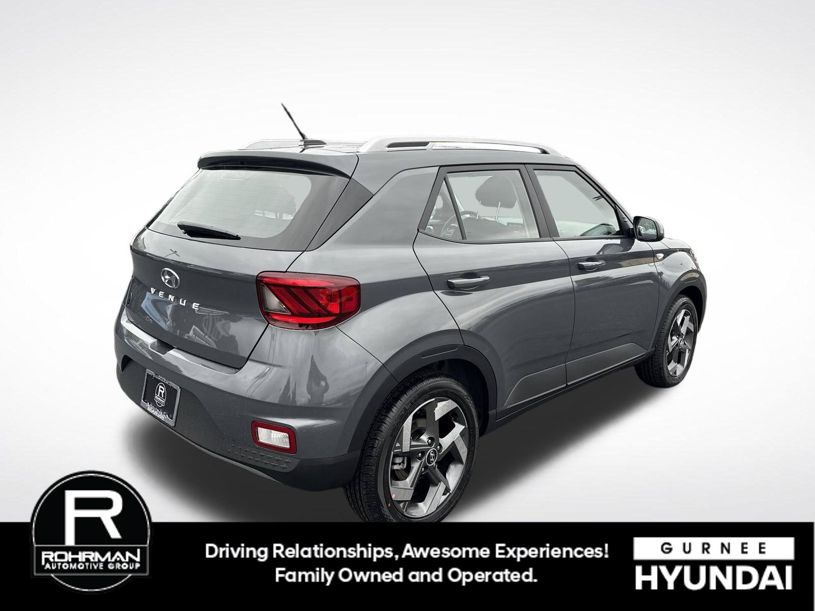 New 2026 Hyundai Venue SEL FWD image 9