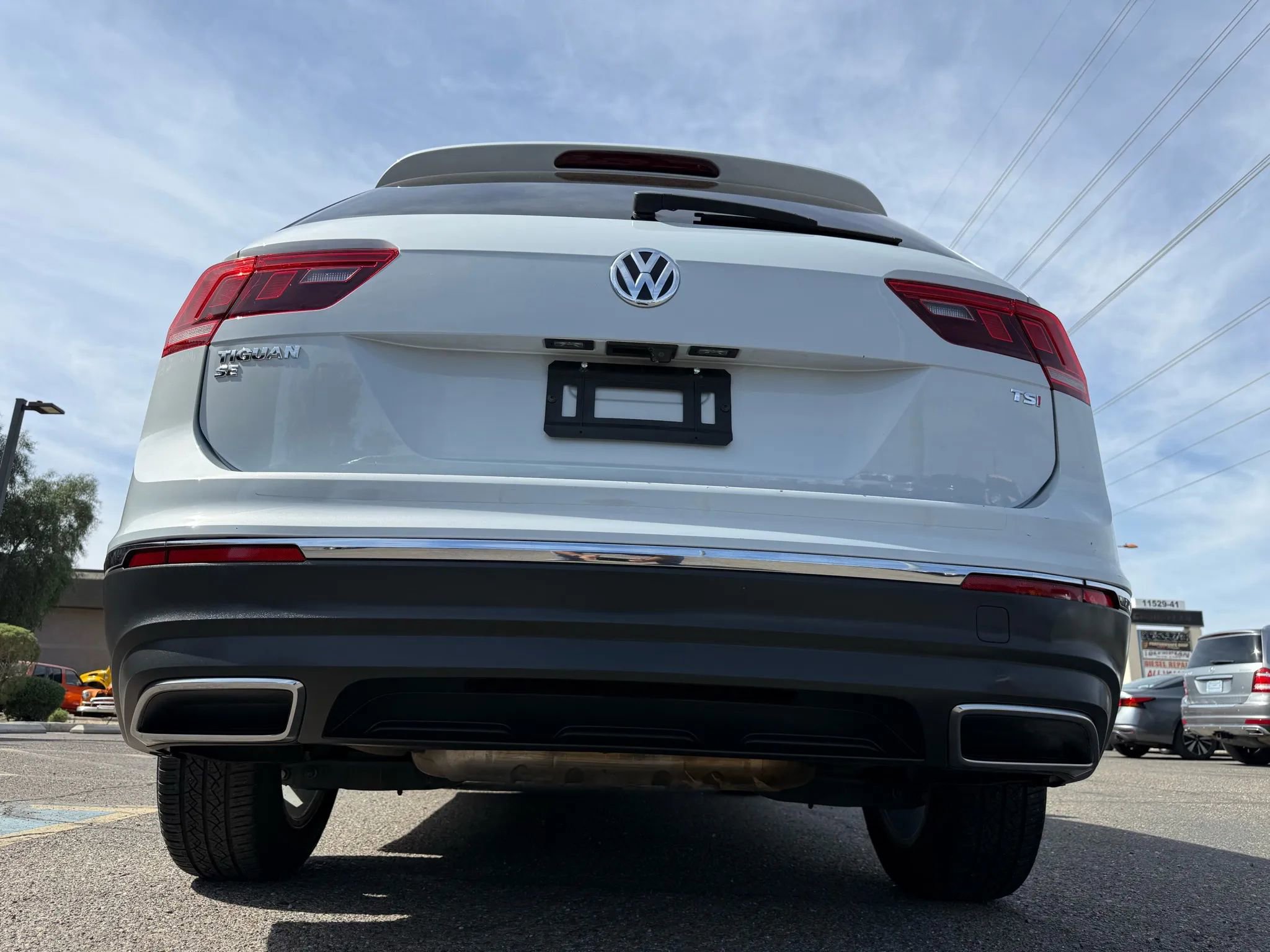 Used 2018 Volkswagen Tiguan SE FWD image 41