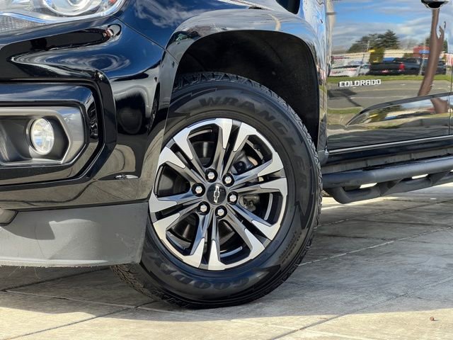Used 2021 Chevrolet Colorado Z71 image 2