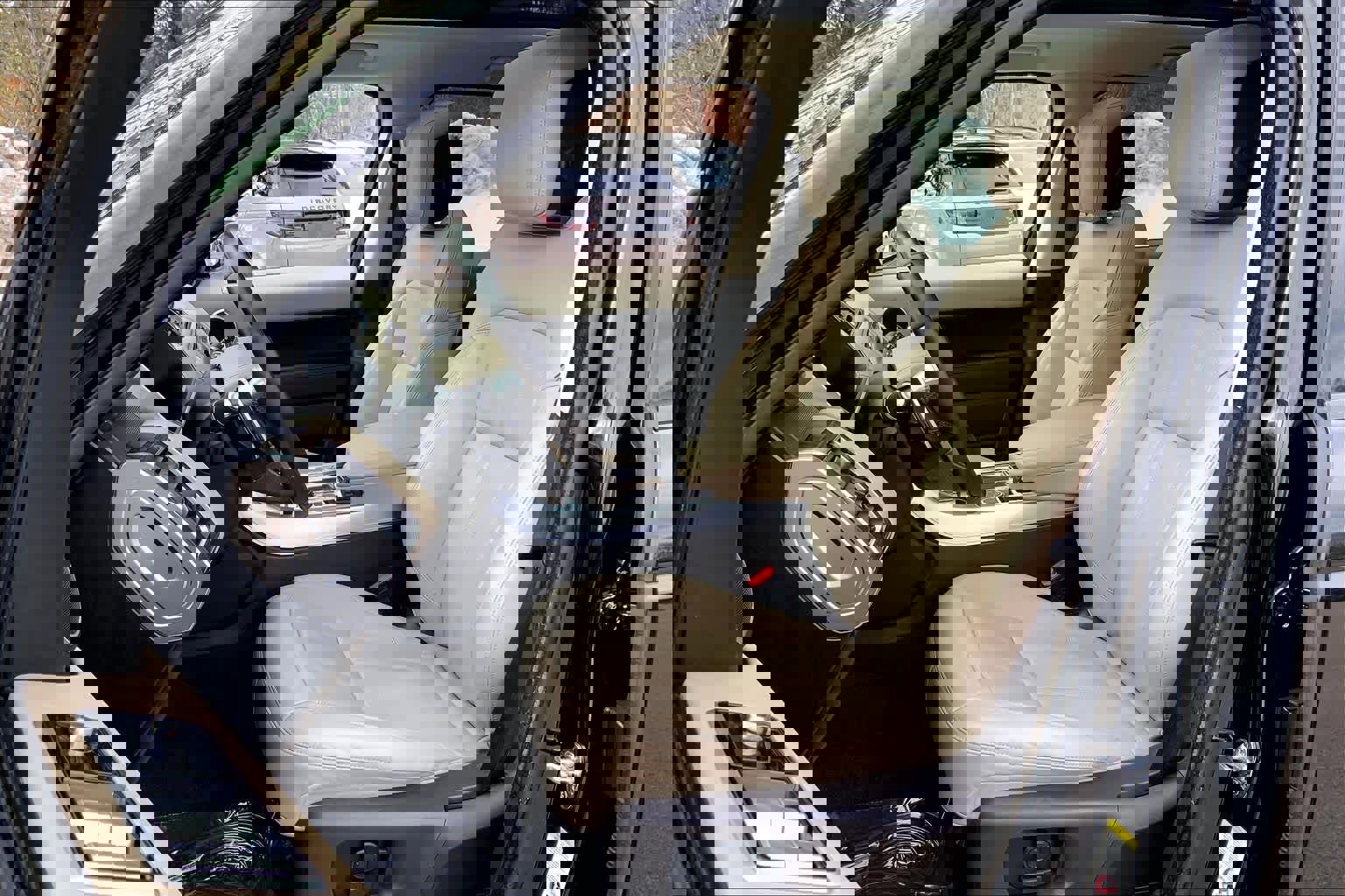 Used 2021 Land Rover Range Rover Sport HSE Silver Edition image 8