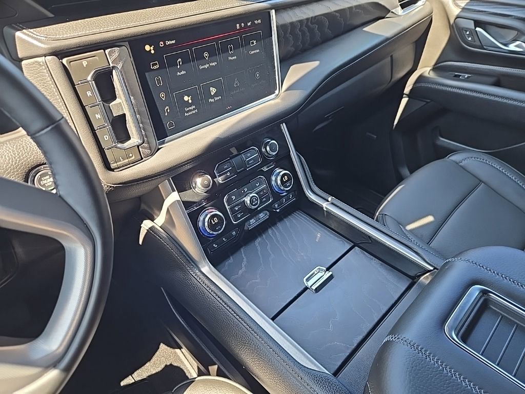 Used 2024 GMC Yukon Denali AWD/4WD image 26