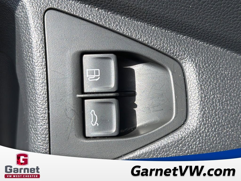 Certified 2023 Volkswagen Jetta SE image 35