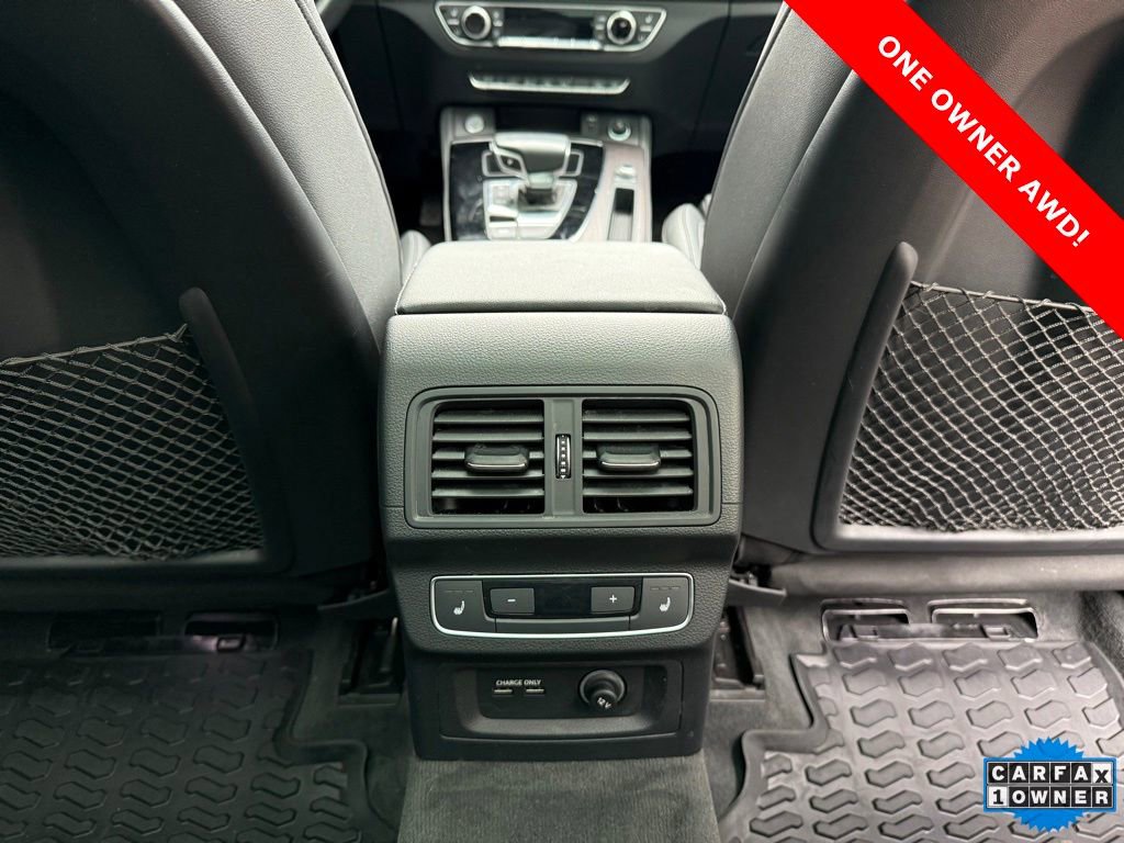 Used 2021 Audi Q5 e Prestige w/ Prestige Package image 18