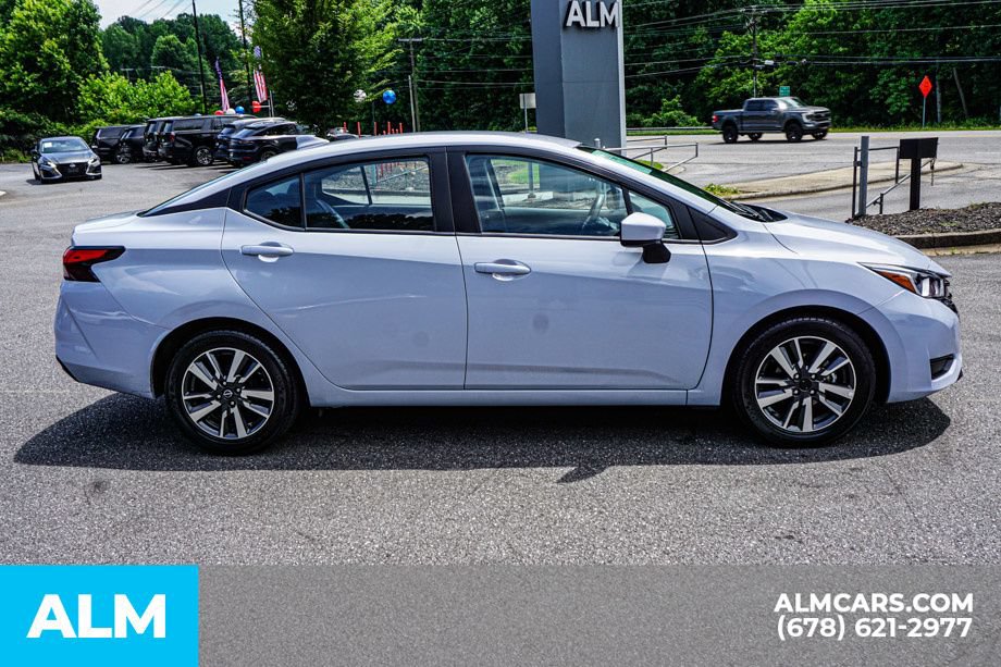Used 2024 Nissan Versa SV FWD image 8