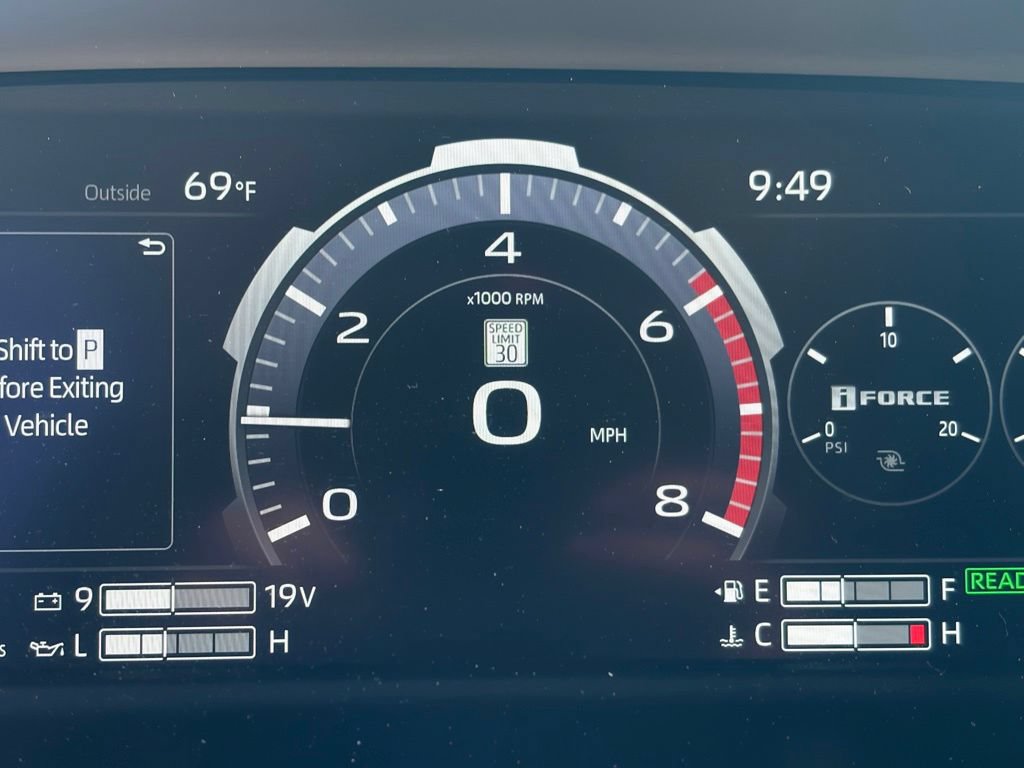 Used 2024 Toyota Tundra TRD Pro AWD/4WD image 33