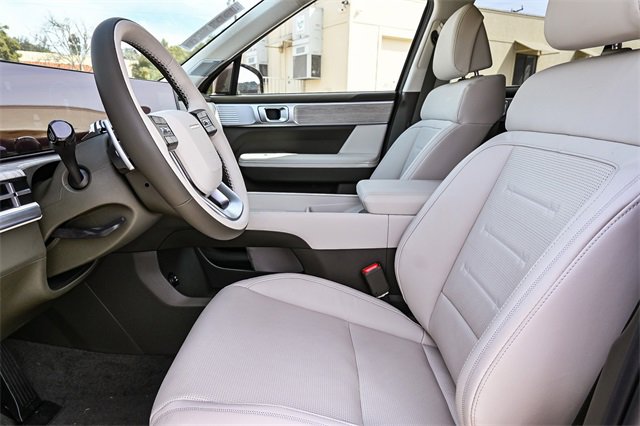 New 2025 Hyundai Santa Fe Calligraphy image 18
