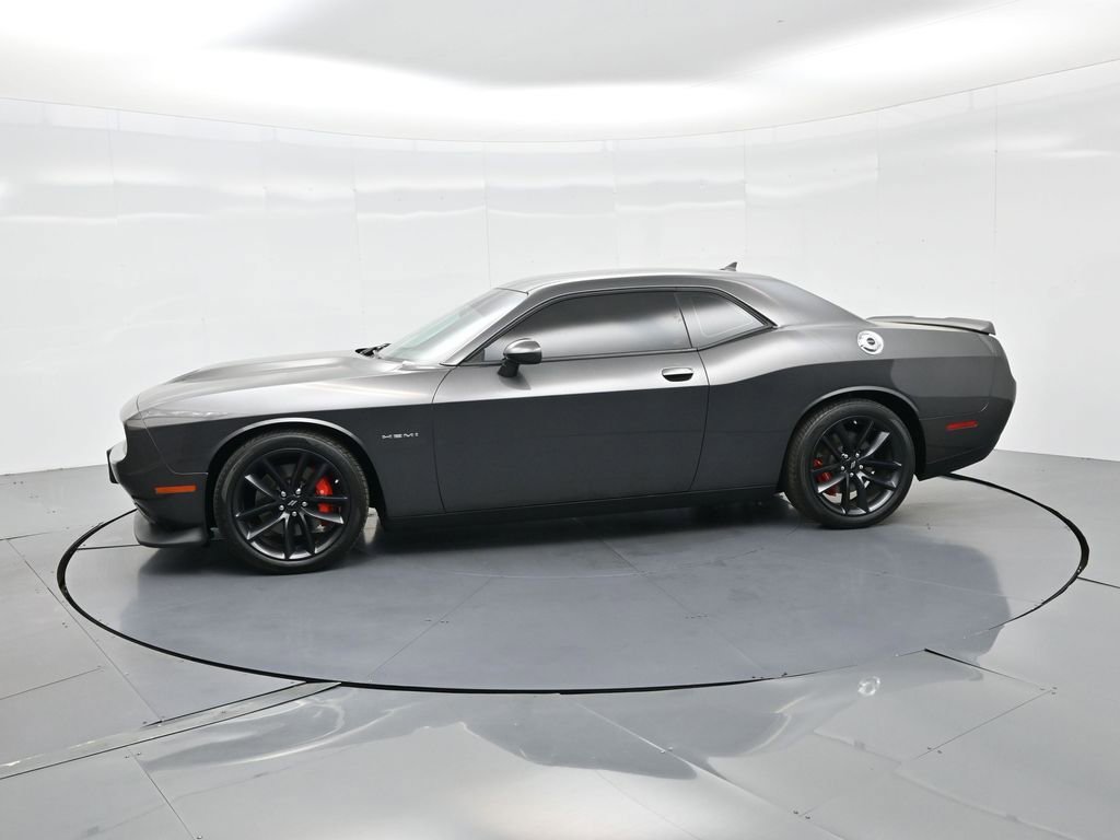 Used 2022 Dodge Challenger R/T w/ Performance Handling Group image 34