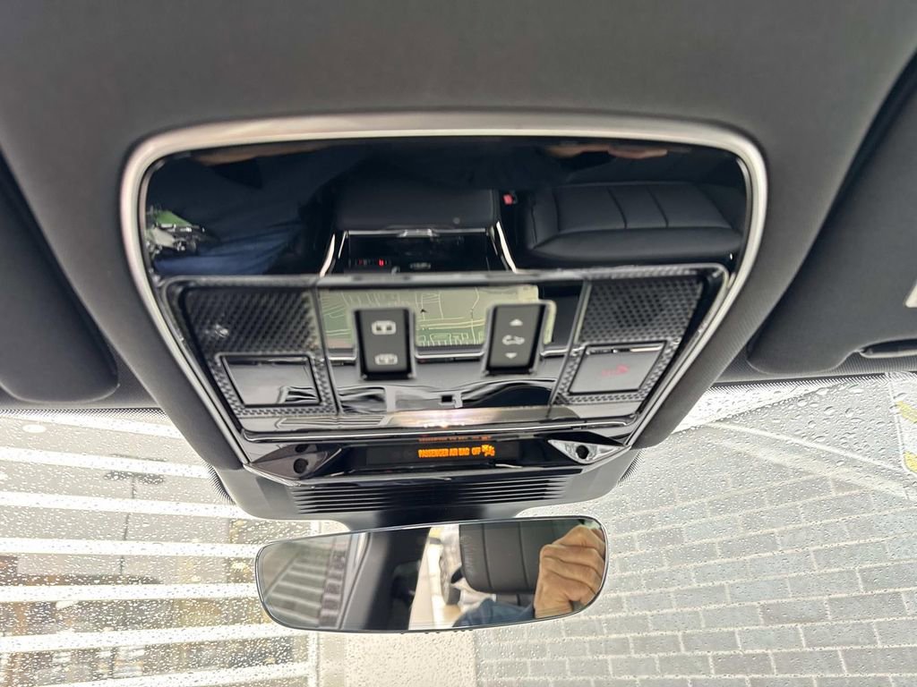 New 2026 Land Rover Range Rover Sport SE image 22