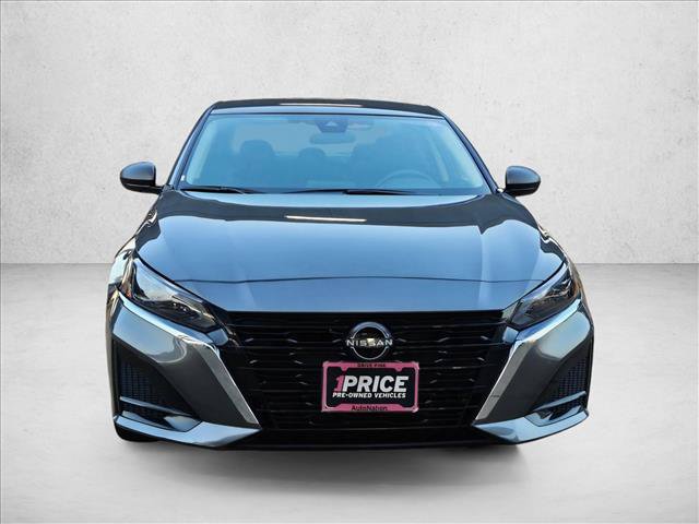 Used 2025 Nissan Altima 2.5 SV FWD video 2